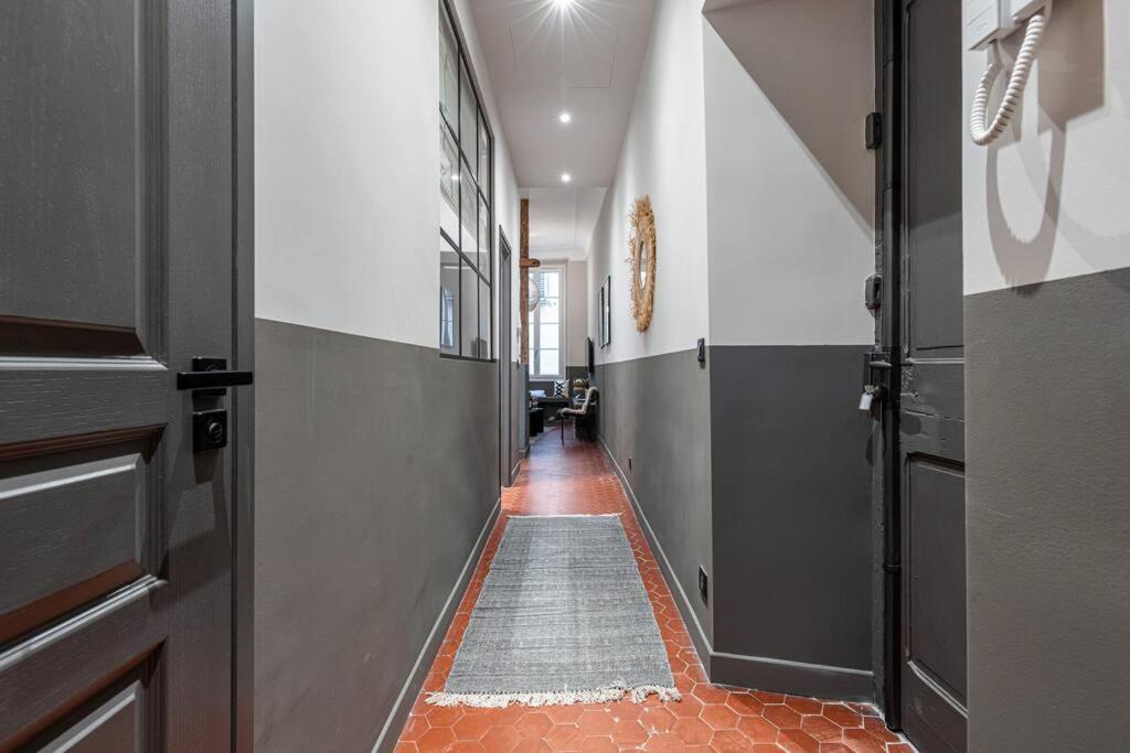La Croix - Old Town Modern Apartment - 2 Bedrooms Nizza Kültér fotó