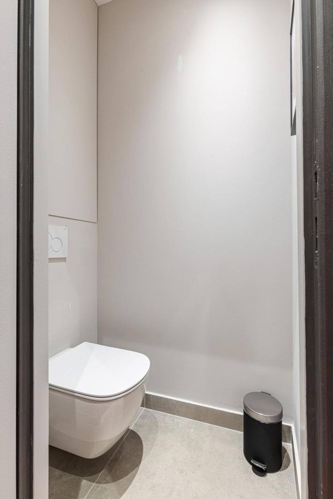 La Croix - Old Town Modern Apartment - 2 Bedrooms Nizza Kültér fotó