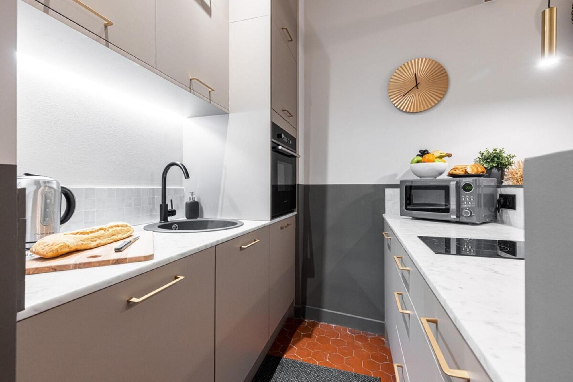 La Croix - Old Town Modern Apartment - 2 Bedrooms Nizza Kültér fotó