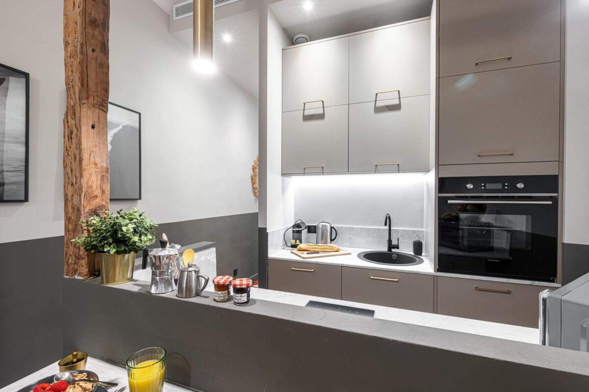 La Croix - Old Town Modern Apartment - 2 Bedrooms Nizza Kültér fotó