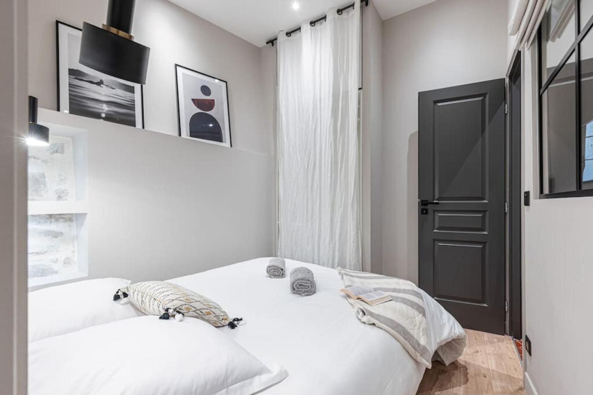 La Croix - Old Town Modern Apartment - 2 Bedrooms Nizza Kültér fotó