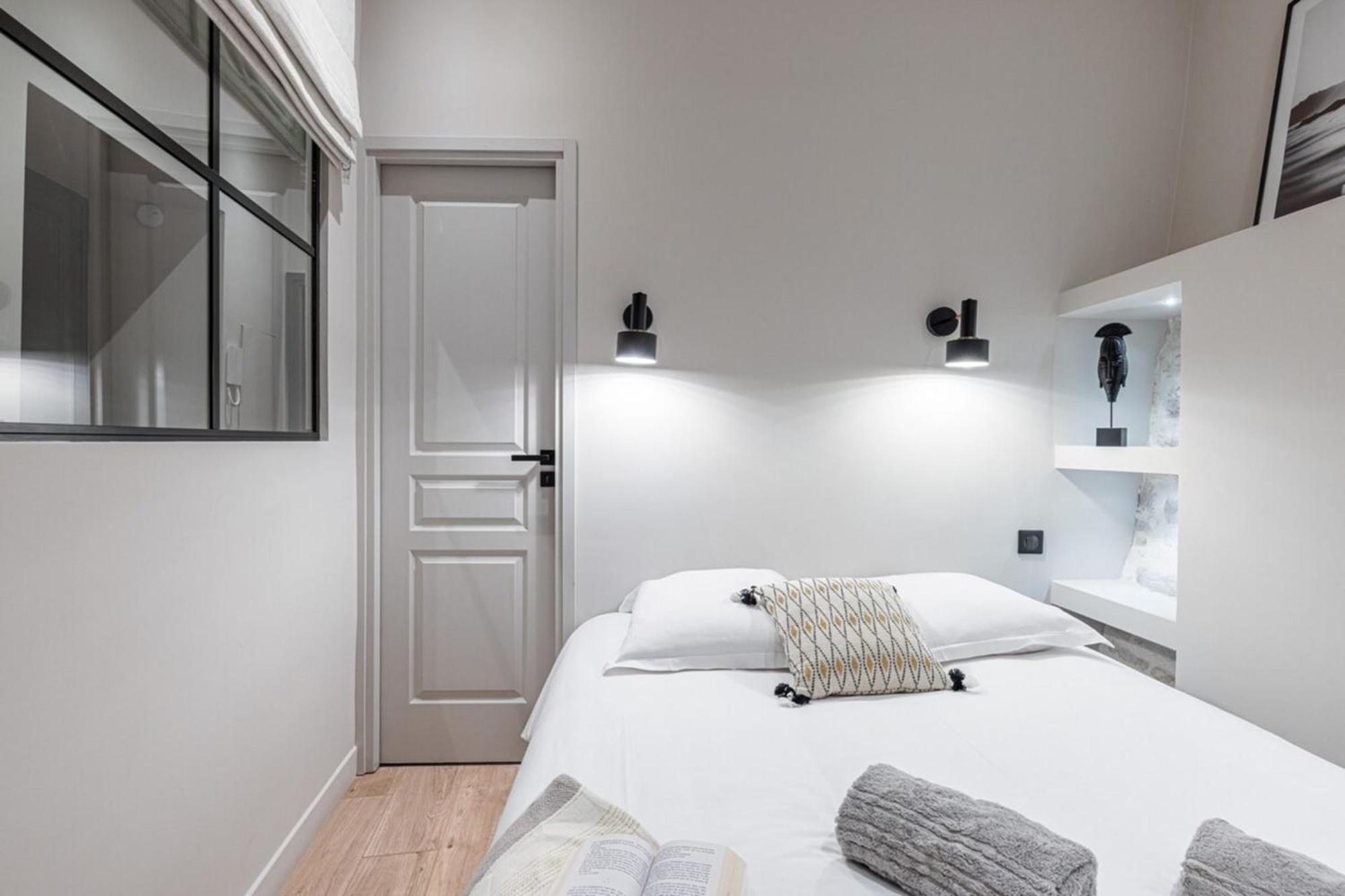 La Croix - Old Town Modern Apartment - 2 Bedrooms Nizza Kültér fotó