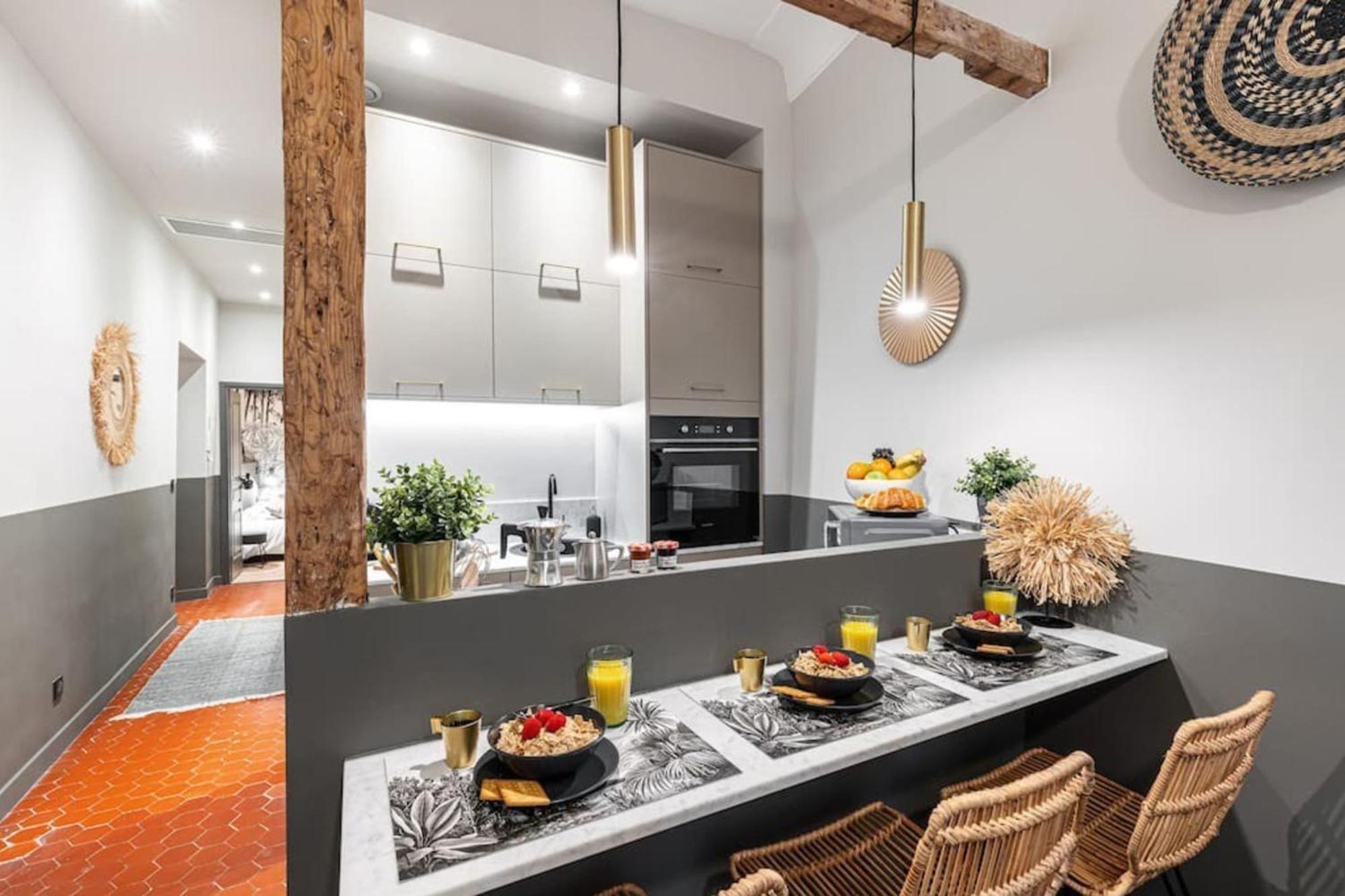 La Croix - Old Town Modern Apartment - 2 Bedrooms Nizza Kültér fotó